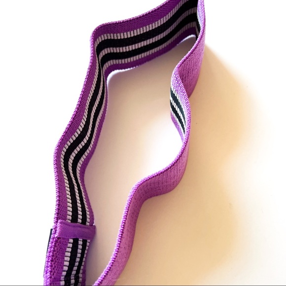 NIP Resistance Booty Band Light (25-35lbs.) Bundle with anything for $5. - Picture 3 of 4